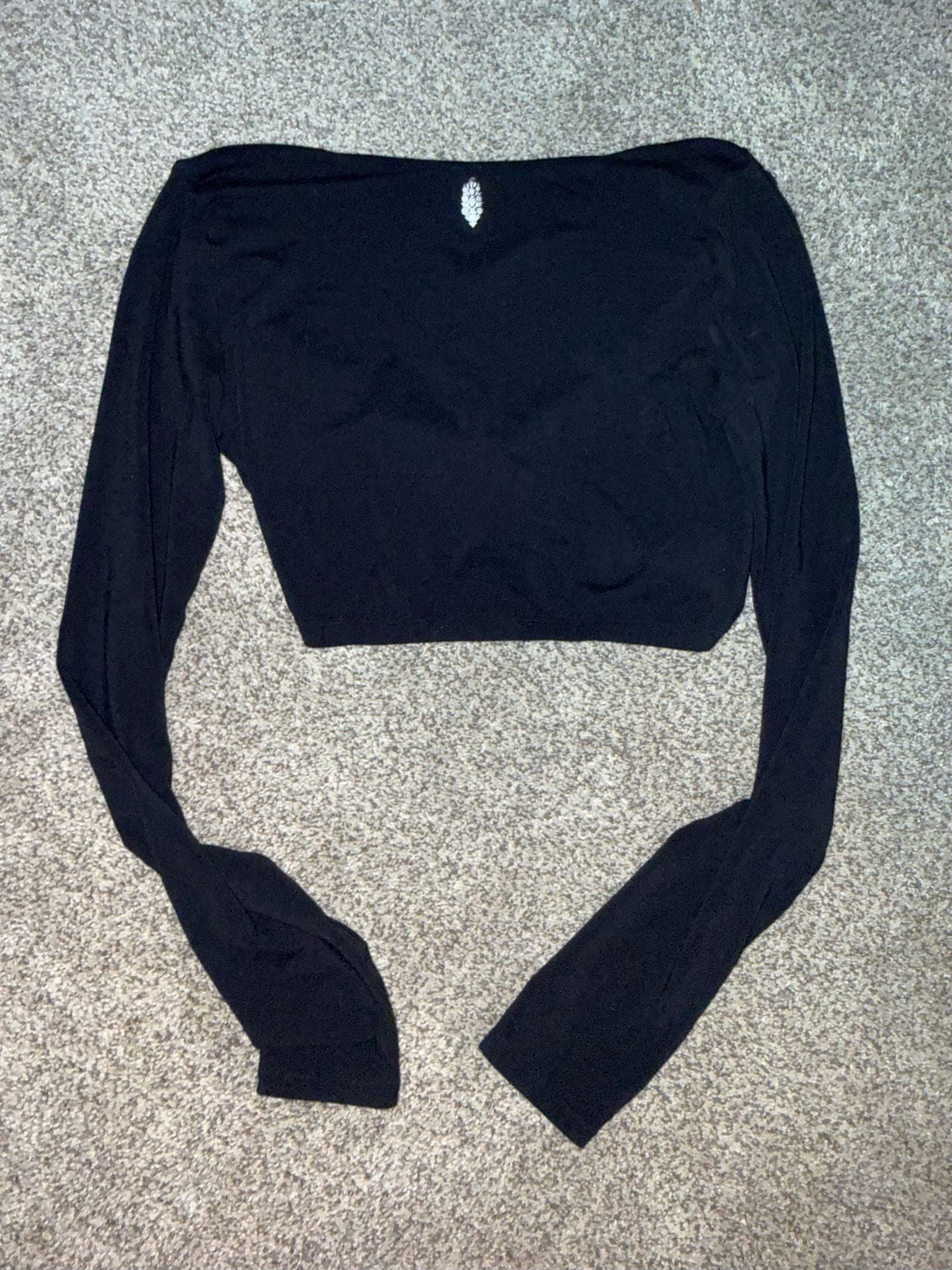 FP Movement Long Sleeve Crop Top Size M/L Black Twist Front 4
