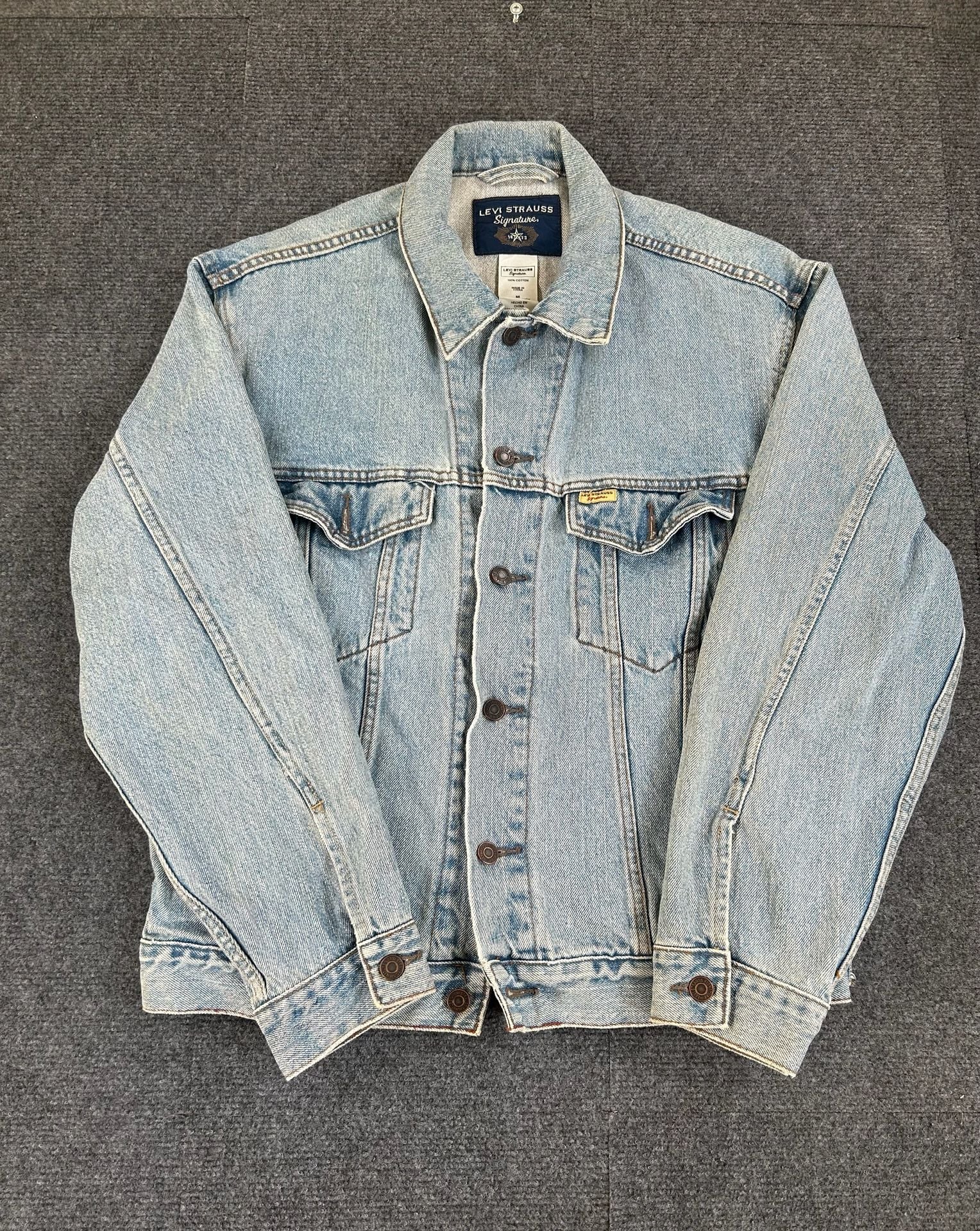 Universal Studios Vintage Universal Studios Hollywood Denim Jacket 90s 2