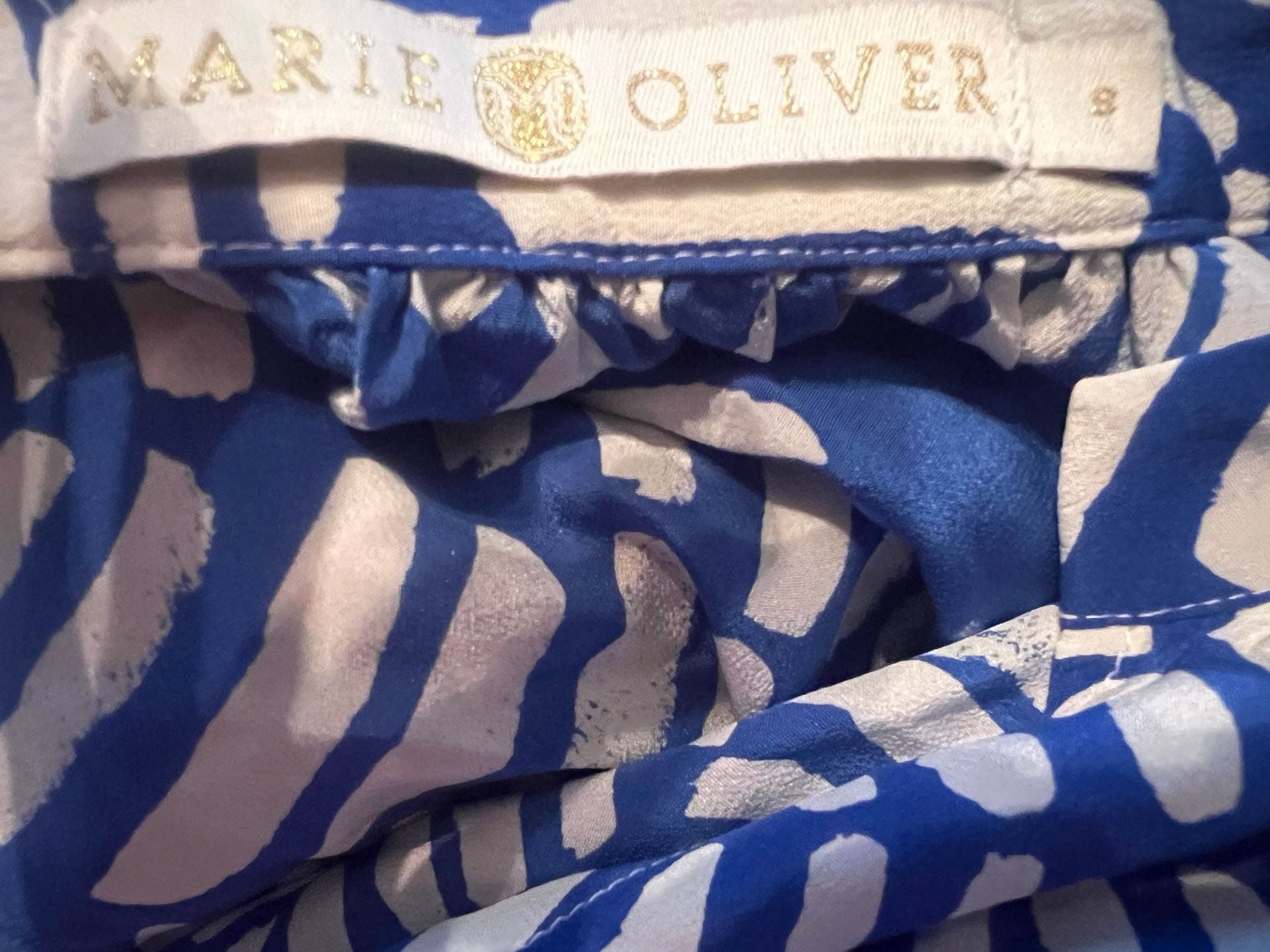 Marie Oliver Silk Blouse Size S Blue White Leaf 3