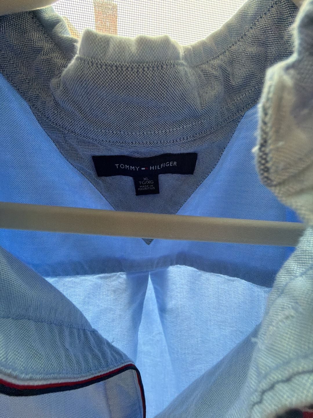 Tommy Hilfiger Oxford Button-Down Shirt Size XL Light Blue Logo Patch 3