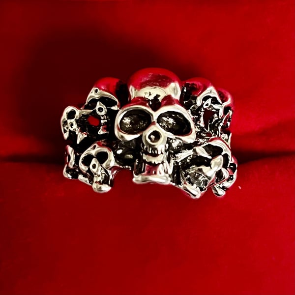 Multi Skull Ring: Outlaw Graveyard Biker Titanium Steel Silver Statement Ring Size 9