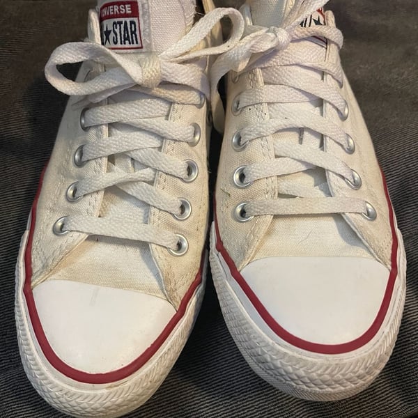 Converse Chuck Taylor All Star Low Top White Canvas Sneakers size men 5 /women 7