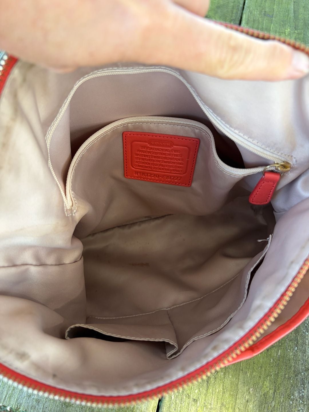 Coach Park Signature Carrie Hobo Bag Khaki Coral Orange persimmon F19727 3