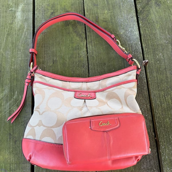 Coach Park Signature Carrie Hobo Bag Khaki Coral Orange persimmon F19727