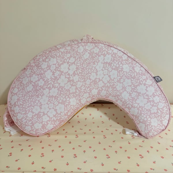 Boppy Uplift Nursing Pillow Pink Frost Floral