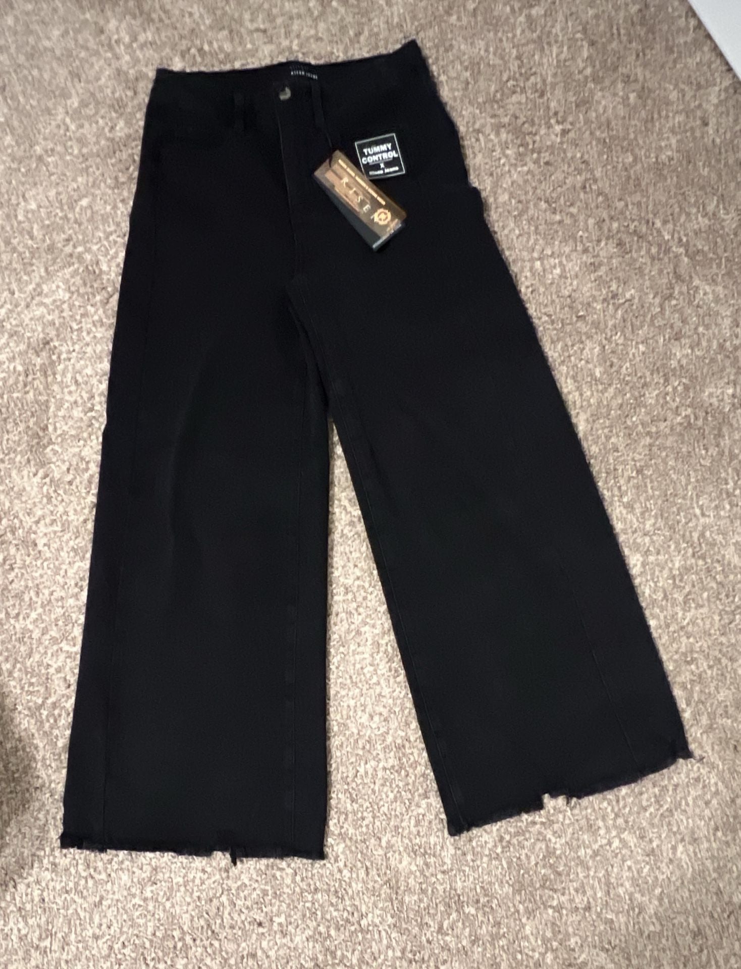 Risen Jeans Wide Leg Jeans Size 9/29 Black Tummy Control NWT 8