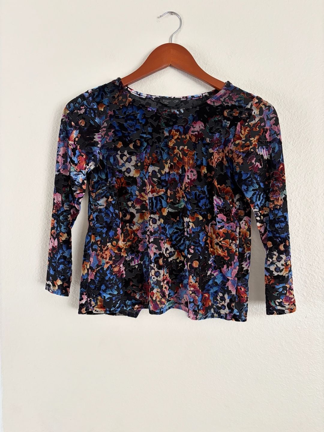 Topshop Floral Burnout Velvet whimsical Open Back Long Sleeve Top Size US 2 2