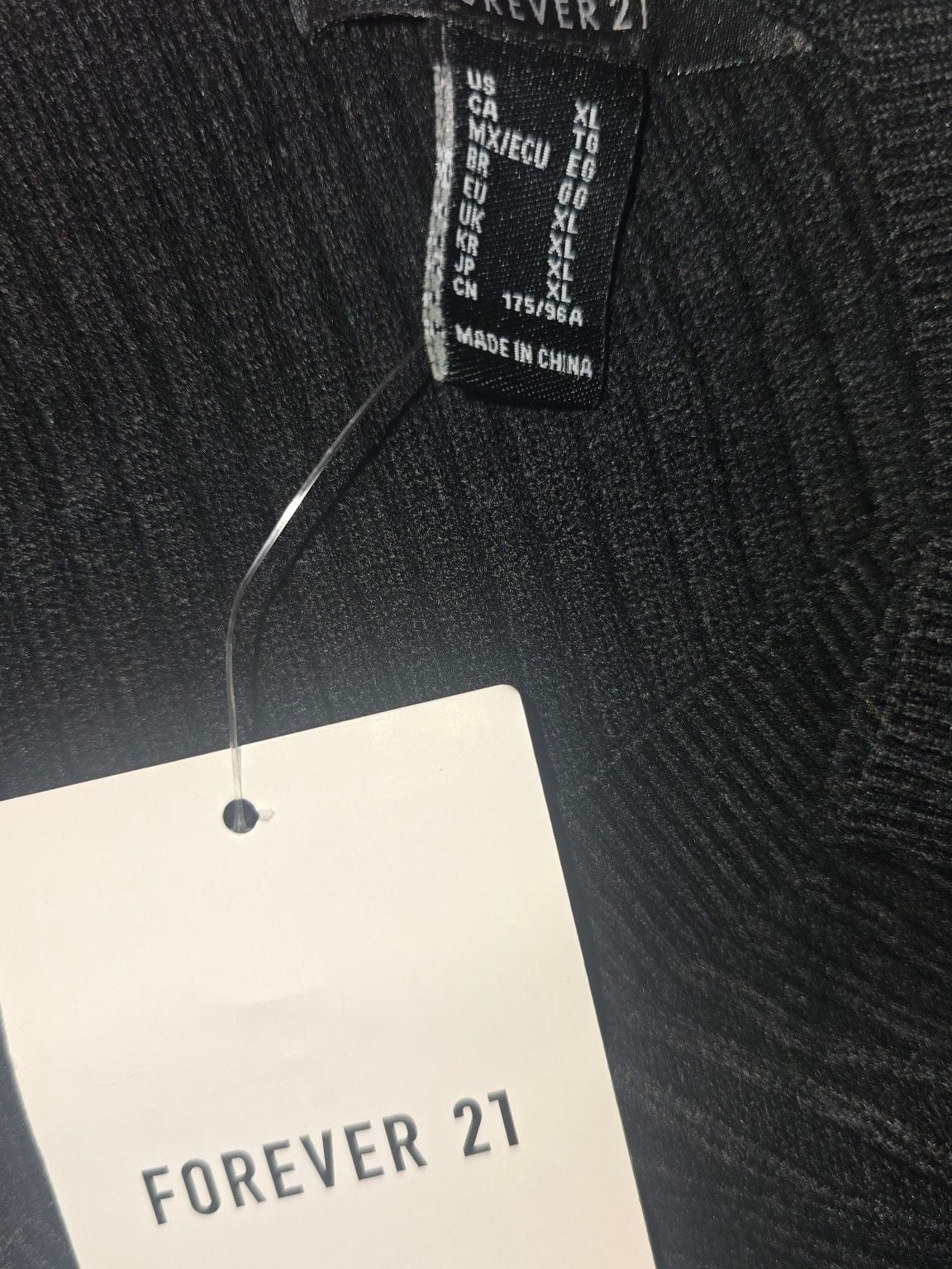 Forever 21 Ribbed Surplice Cropped Sweater Black 4