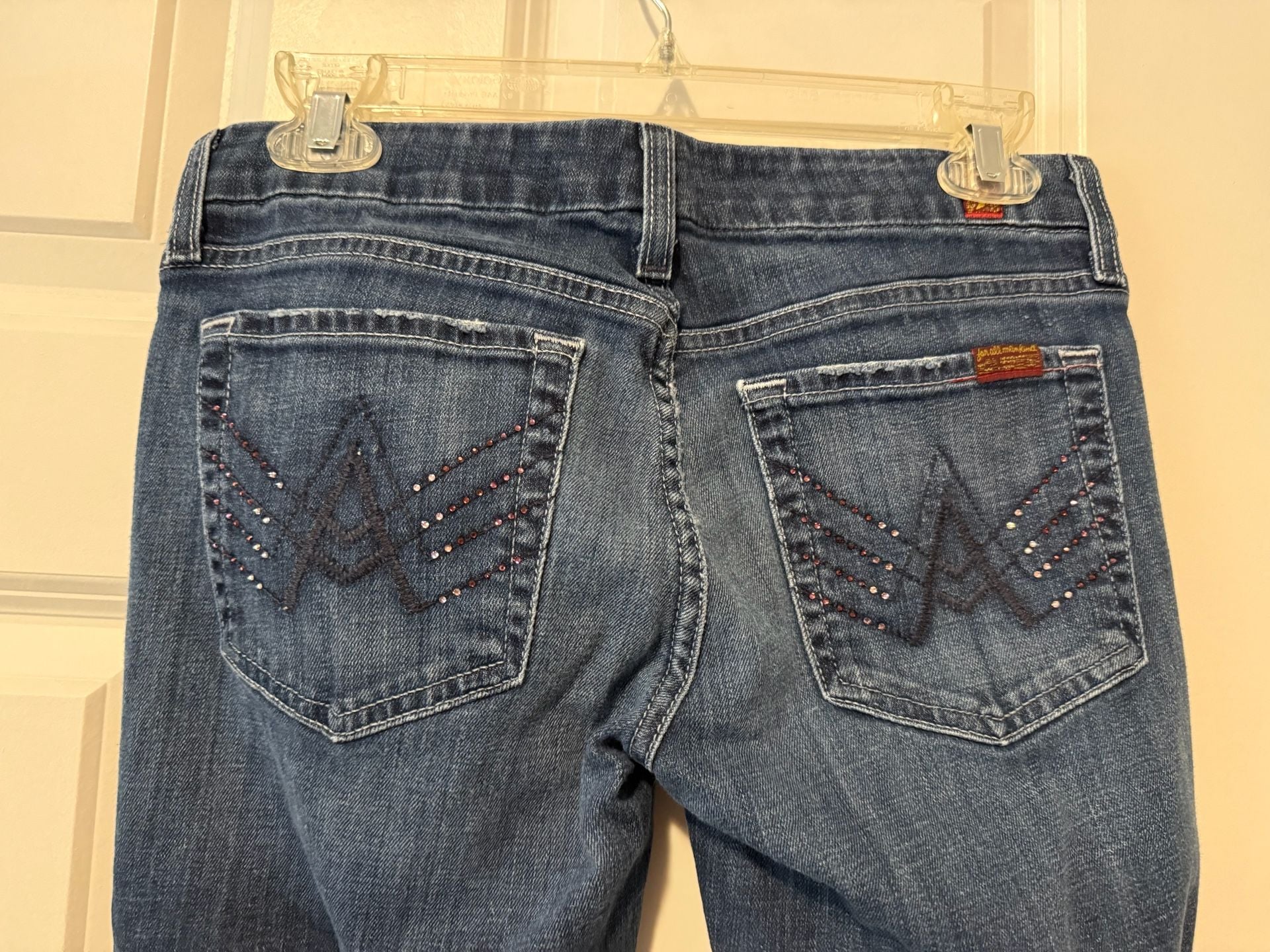 Product thumbnail 5