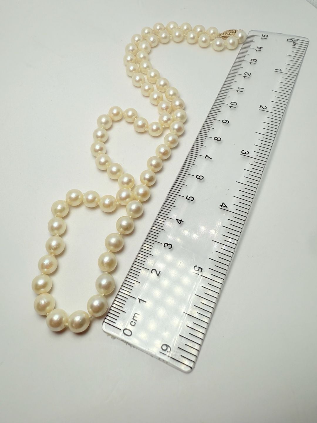 14K Yellow Gold Clasp 18” Lustrous Cultured Pearl Strand Necklace! 8
