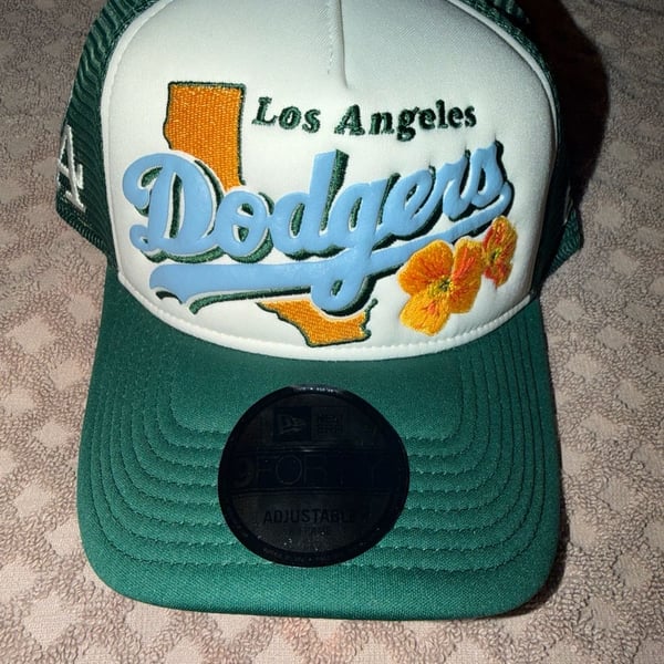 New Era Los Angeles Dodgers State Flower 9FORTY Trucker Hat Adjustable