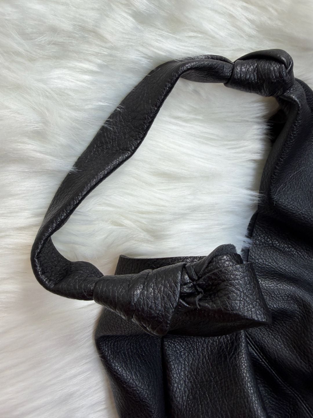 Anthropologie Love Knot Slouchy Bag Black Leather Hobo Handbag 7