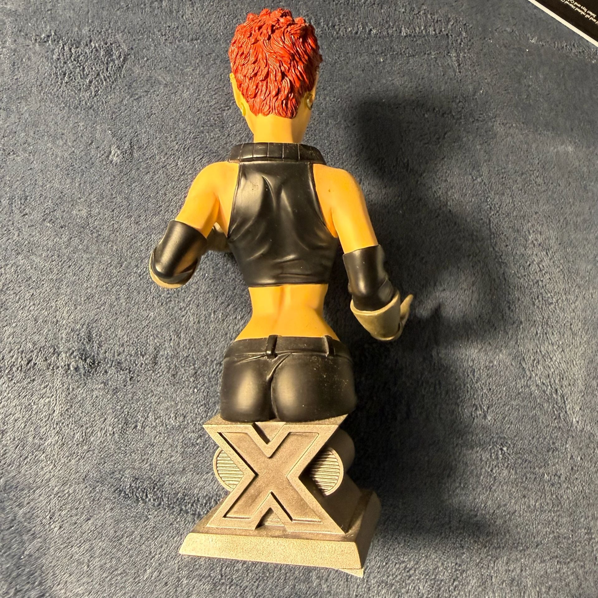 Diamond Select Marvel Girl Ultimate X-Men Bust 4
