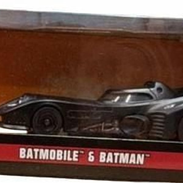 Jada Toys Batmobile & Batman 1989 1:32 Die-Cast Metal Vehicle and Figure