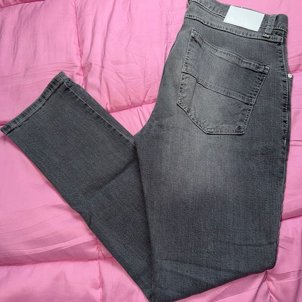 INC International Concepts Skinny Fit Jeans Size 33x30 Black wash Denim