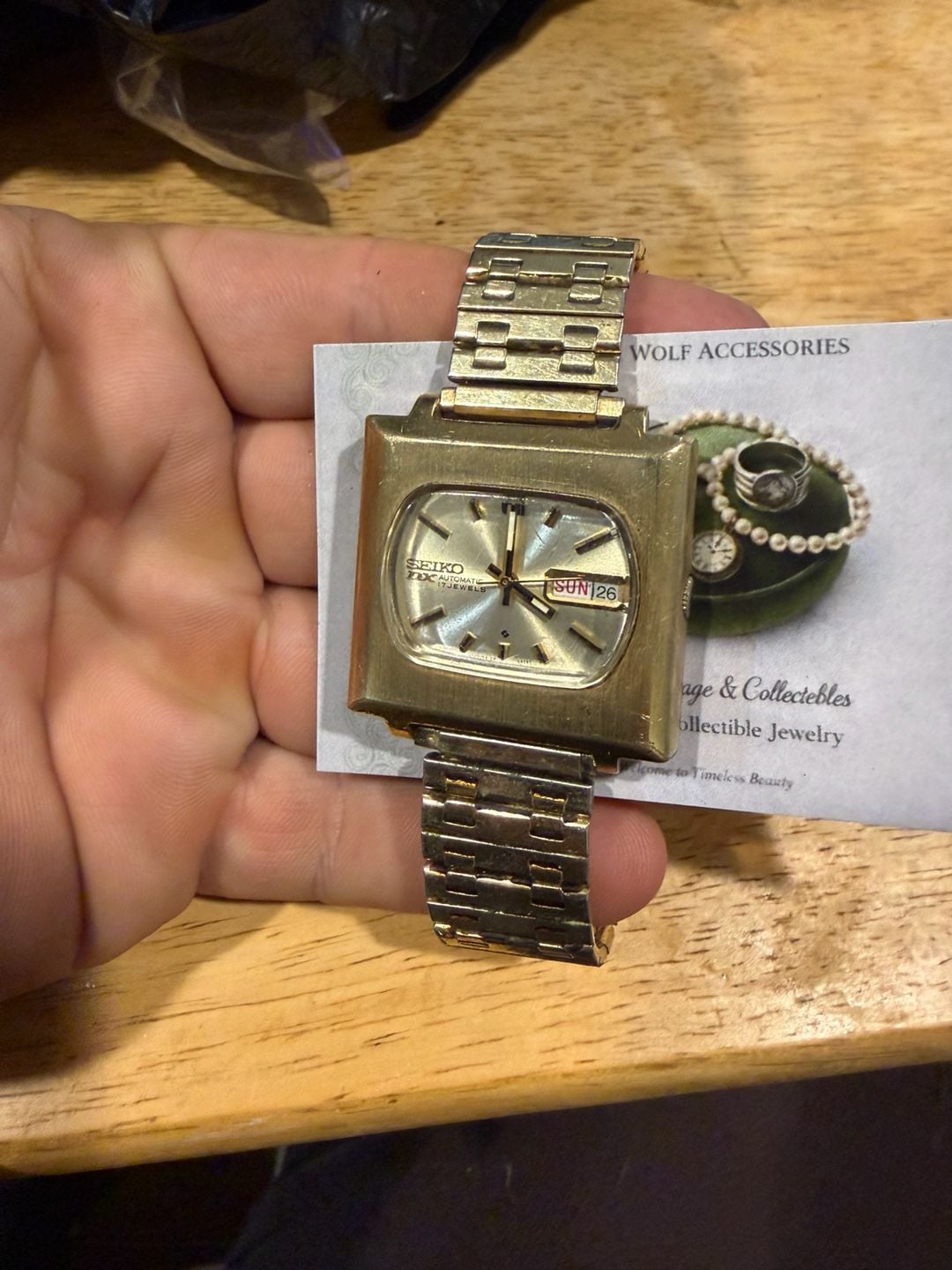 Seiko DX Automatic 17 Jewels Gold Tone Vintage Men's Watch 6106-5427 3