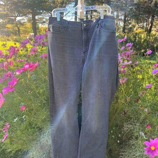 Lee Regular Fit Straight Leg Mid Rise Size 18 Medium