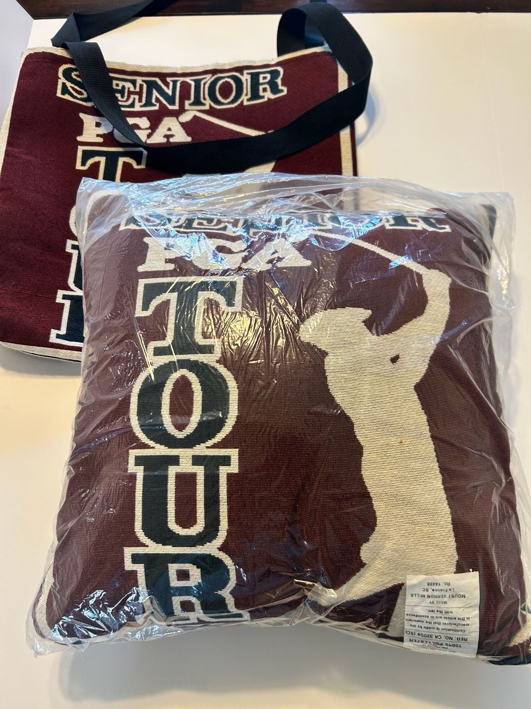 PGA Tour Senior PGA Tour Tapestry Tote Bag & Pillow Set Burgundy 4