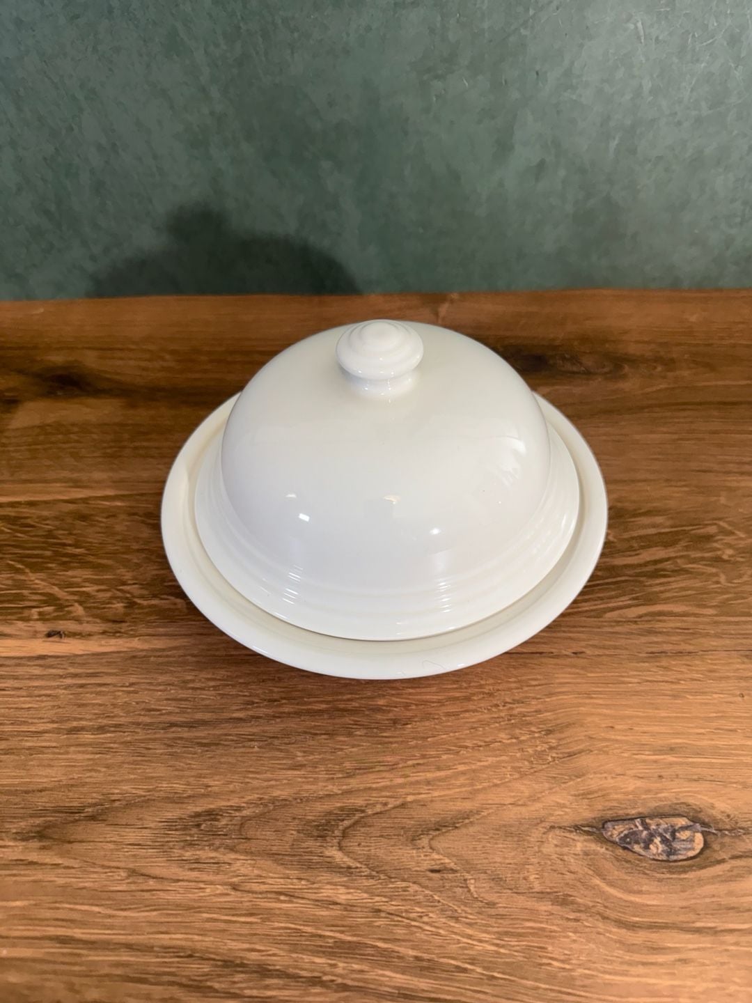 Pfaltzgraff Hearth Round Cheese Dish And Lid White 2