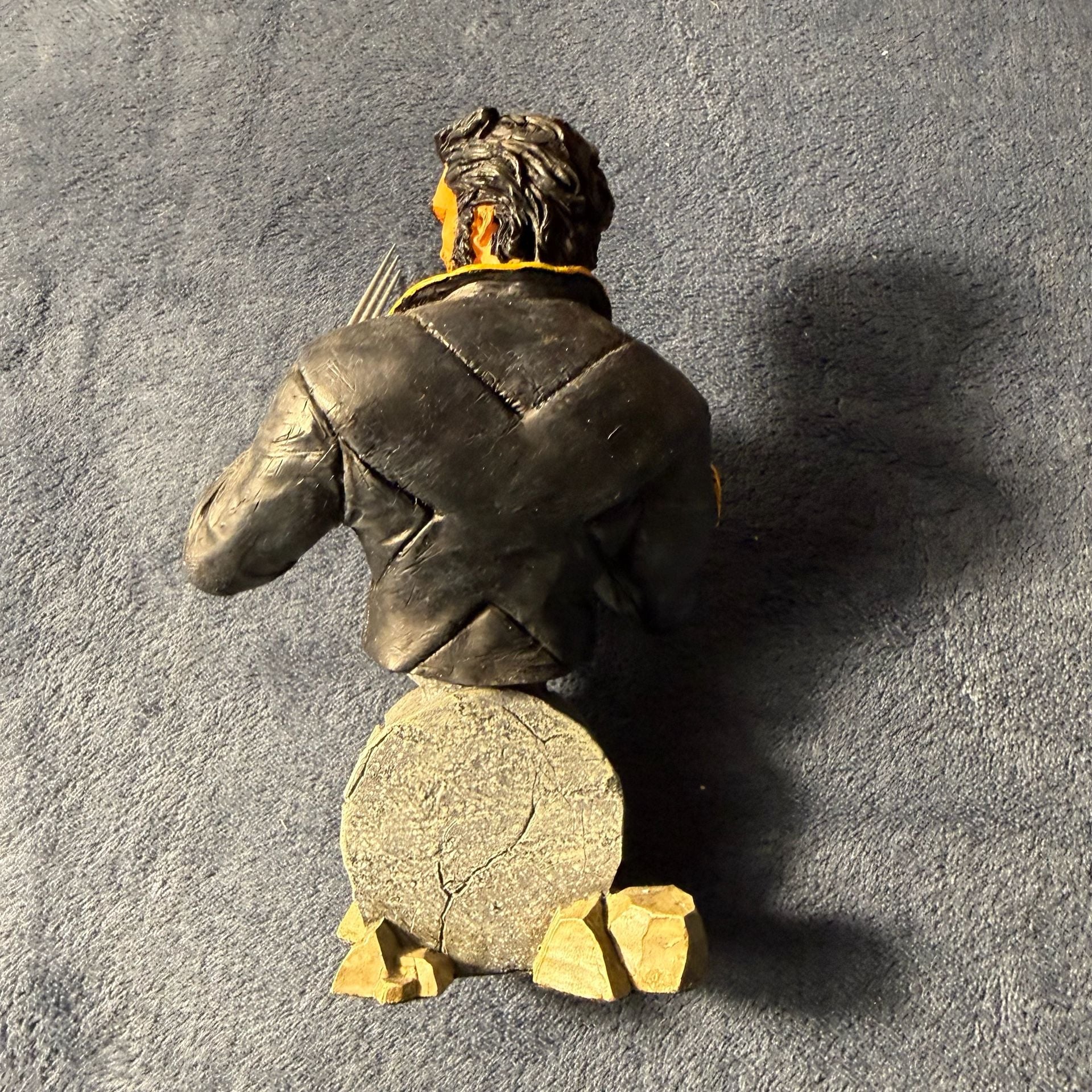Diamond Select Wolverine Resin Bust Frank Quitely 5
