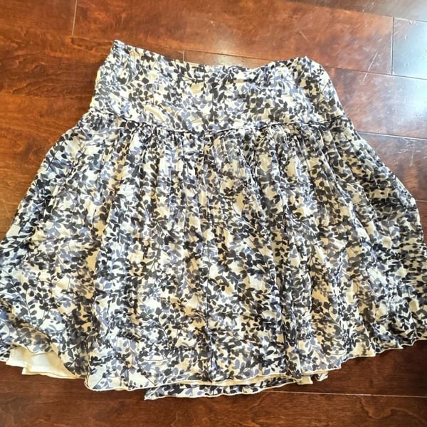 Ann Taylor Skirt Size 10P Blue Black Leaf Floral Pleated Midi