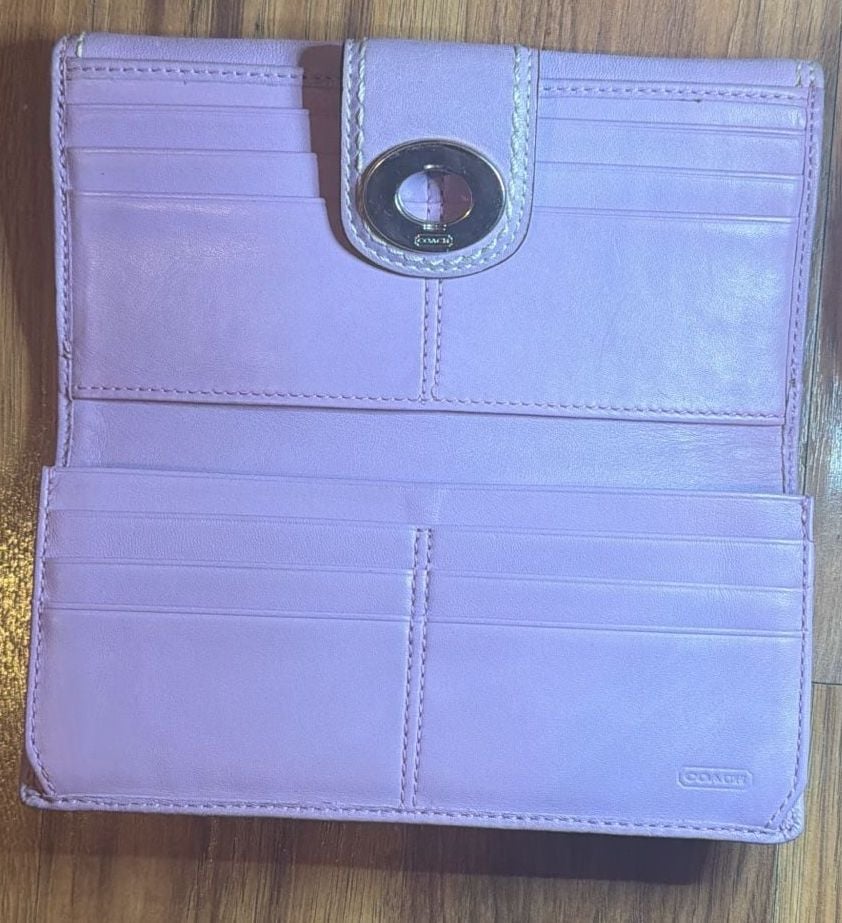 Coach Lavender Leather Turnlock Wallet 7