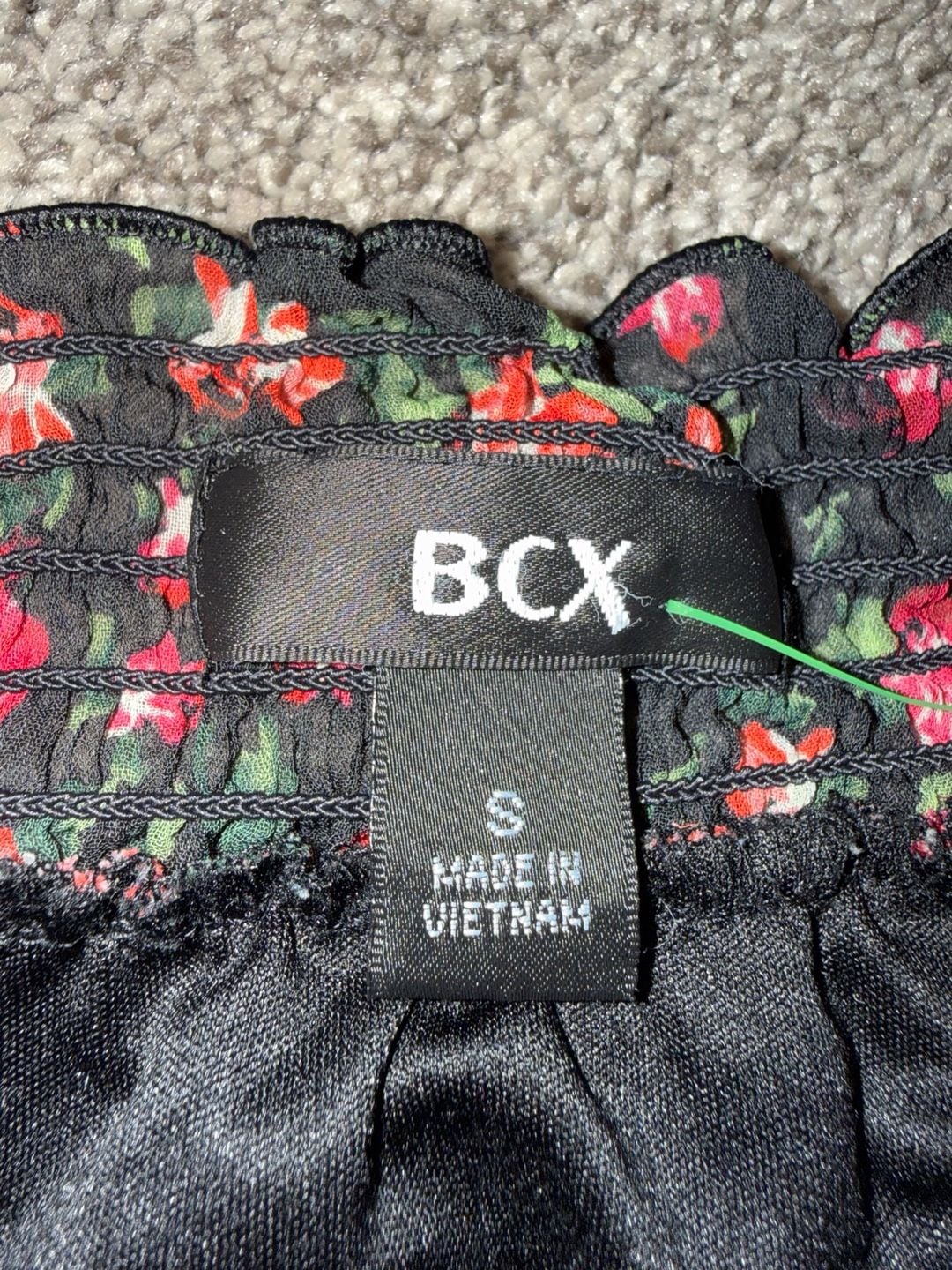 BCX Floral Off-the-Shoulder Smocked Top Size S Black Red Rose Peplum 4