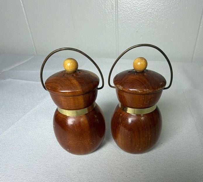 Vintage Wooden Salt and Pepper Shakers Seaside Park NJ 3