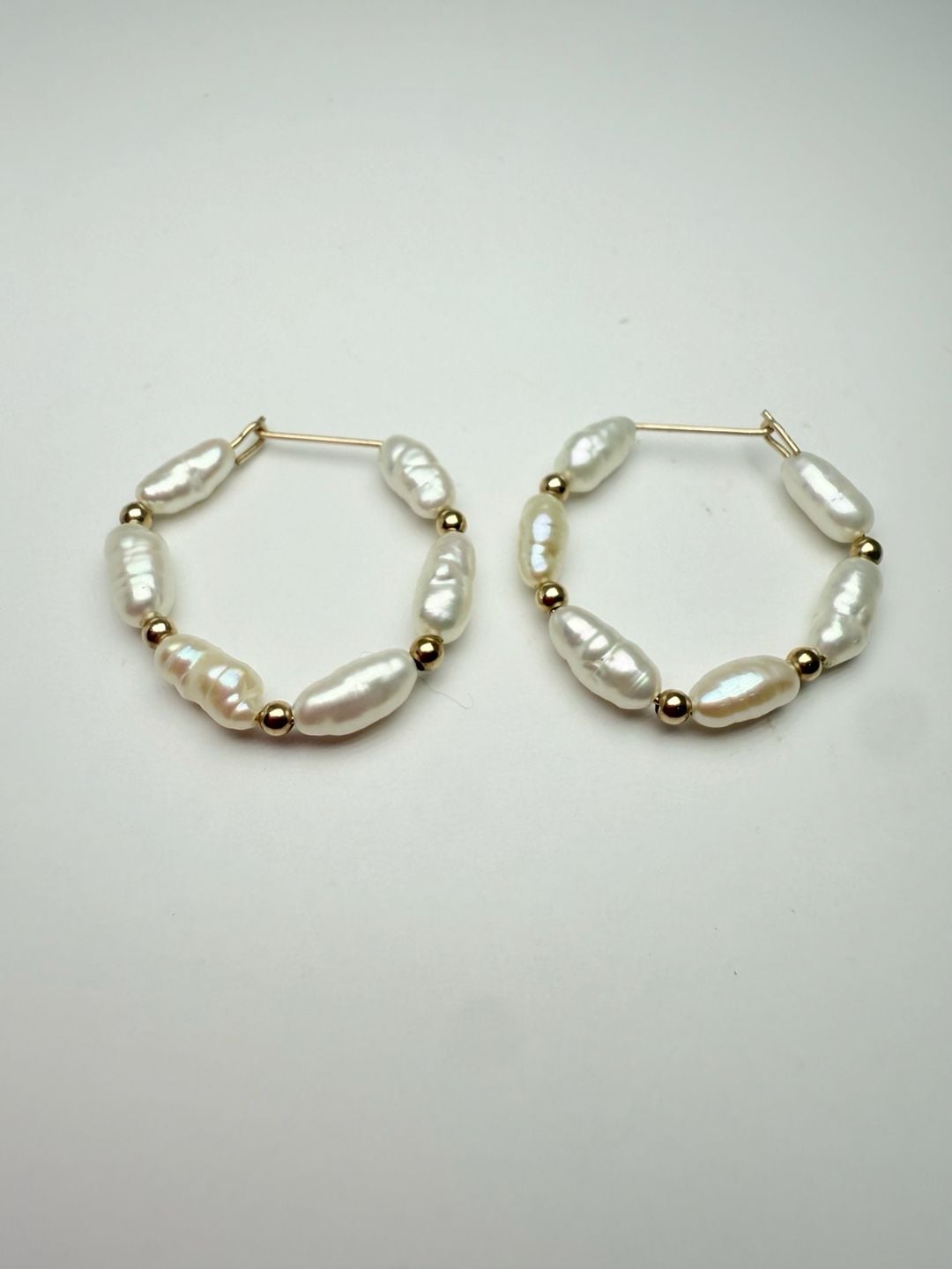 BEAUTIFUL 14k Yellow Gold Seed Pearl Gold Bead Hoop Earrings - , 7