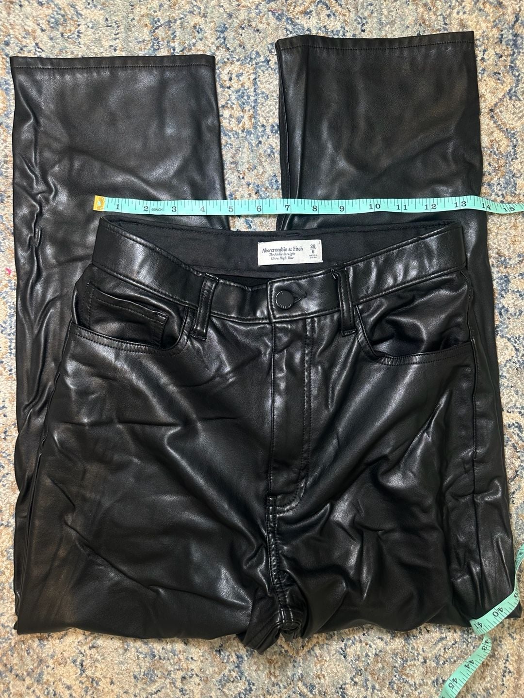 Abercrombie & Fitch The Ankle Straight Ultra High Rise Size 28 6 1