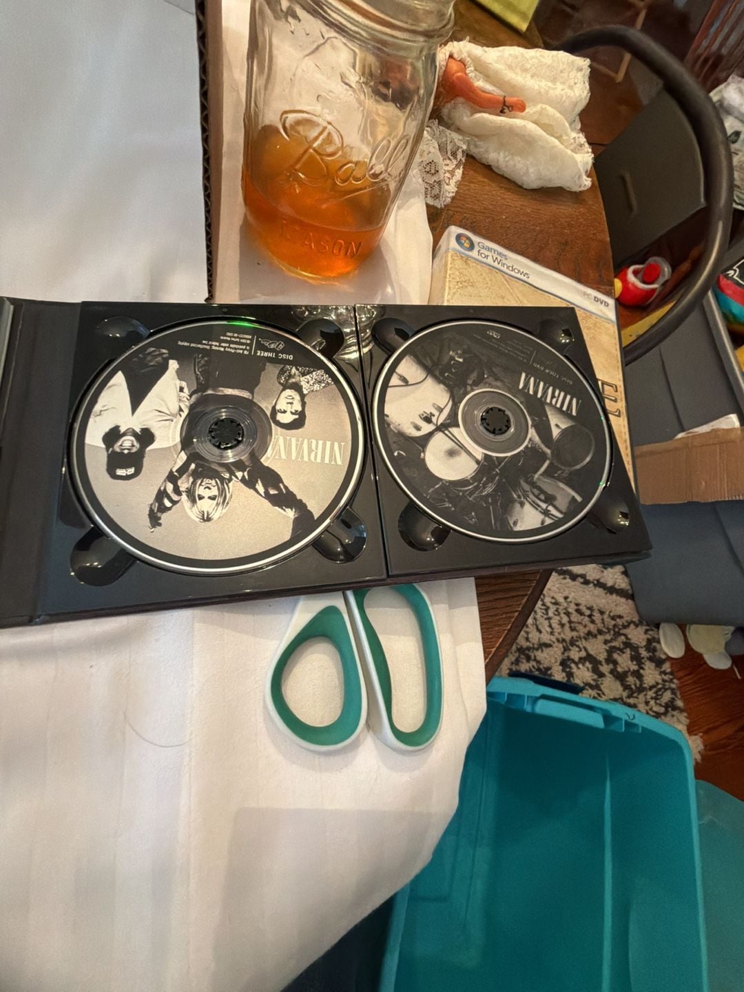 Nirvana With The Lights Out Box Set CD DVD 4