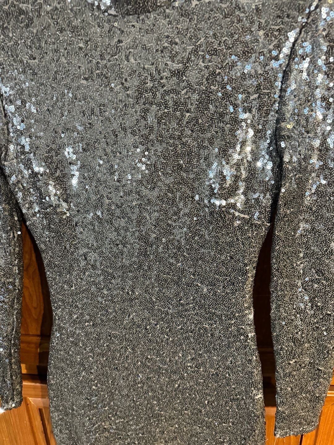 B. Darlin Prom Dress Size 1/2 Gray Sequin Halter Sleeveless 4