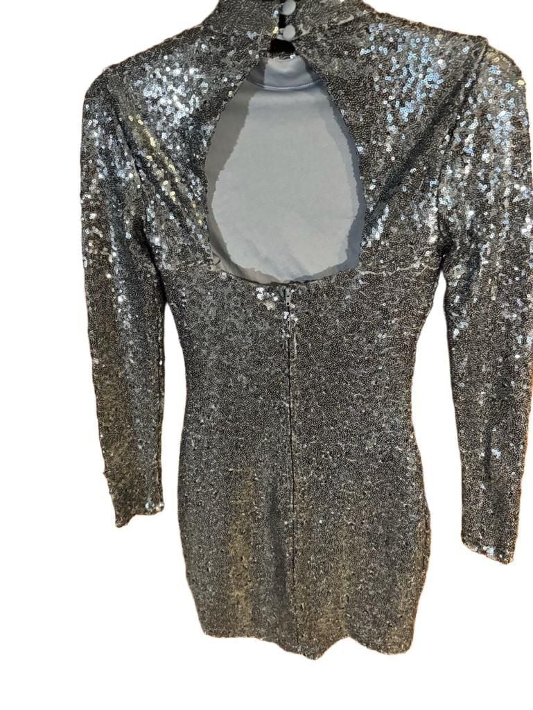 B. Darlin Prom Dress Size 1/2 Gray Sequin Halter Sleeveless 6