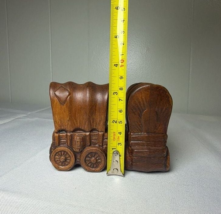 Vintage Wooden Covered Wagon Salt And Pepper Shaker Set 4