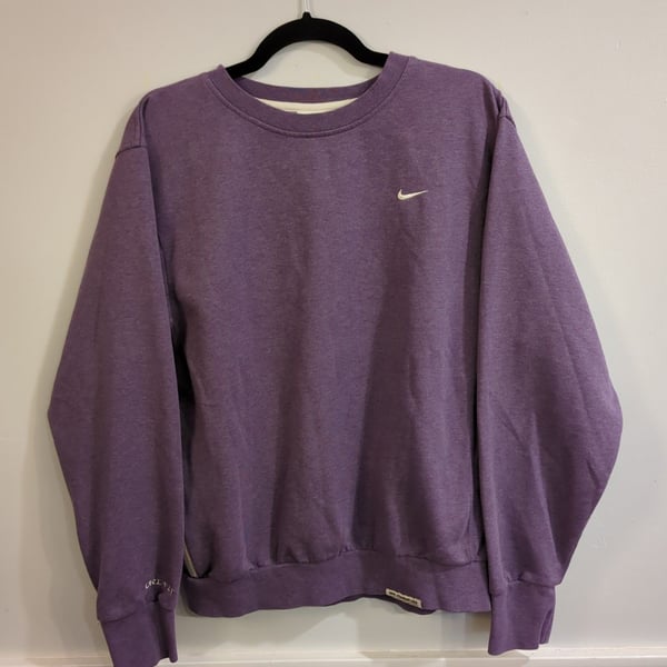Nike Dry Standard Issue Crewneck Sweatshirt Purple zipper pocket 