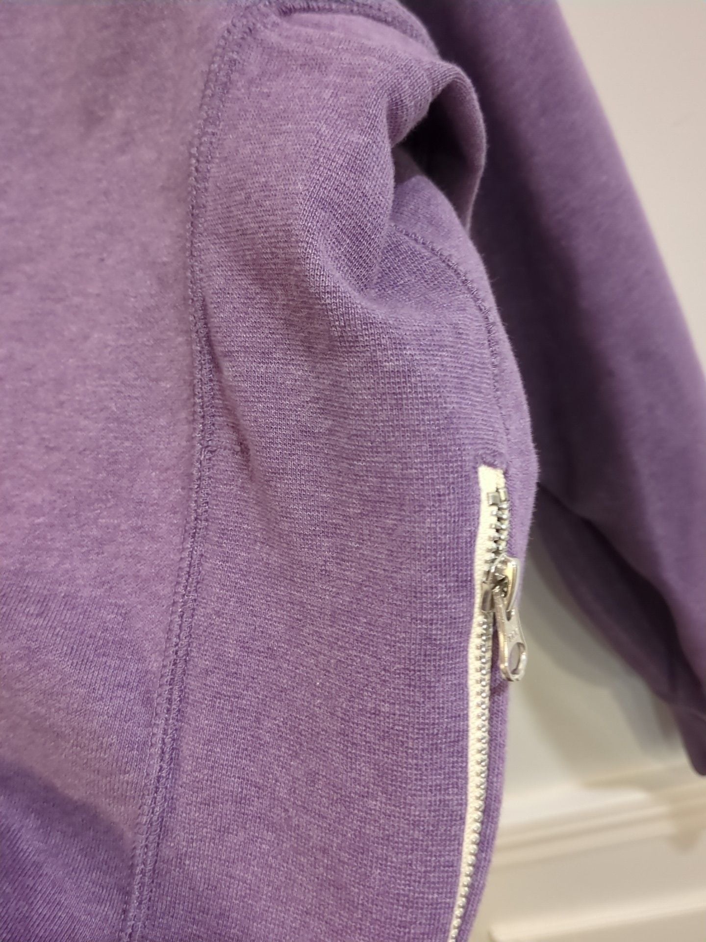 Nike Dry Standard Issue Crewneck Sweatshirt Purple zipper pocket  8