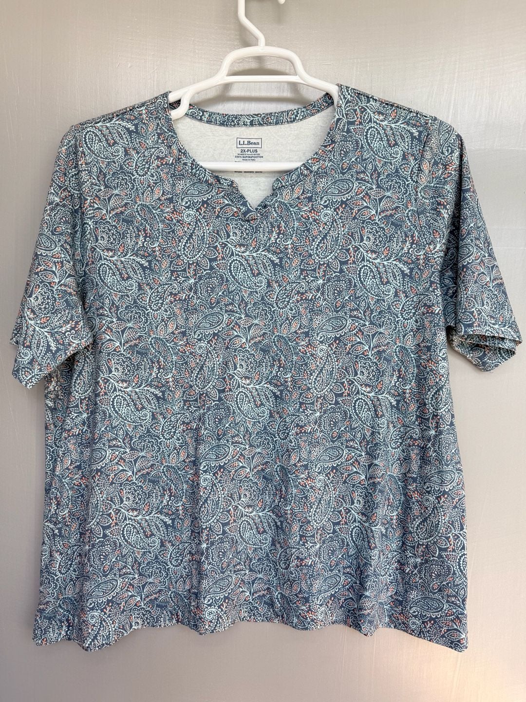 L.L.Bean Split Neck Tee Size 2X-Plus Blue Paisley Supima Cotton 2