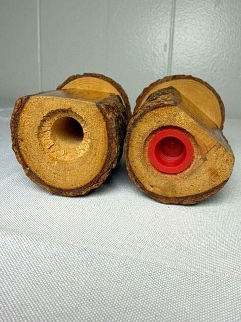 Vintage Wooden Outhouse Salt and Pepper Shakers I'm Full of P and S Indiana 4