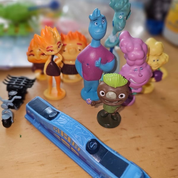 Disney Pixar Elemental Figurine Toy Lot