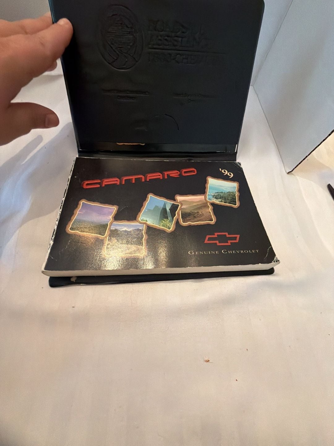 Chevrolet 1999 Camaro Owner's Manual Portfolio 1