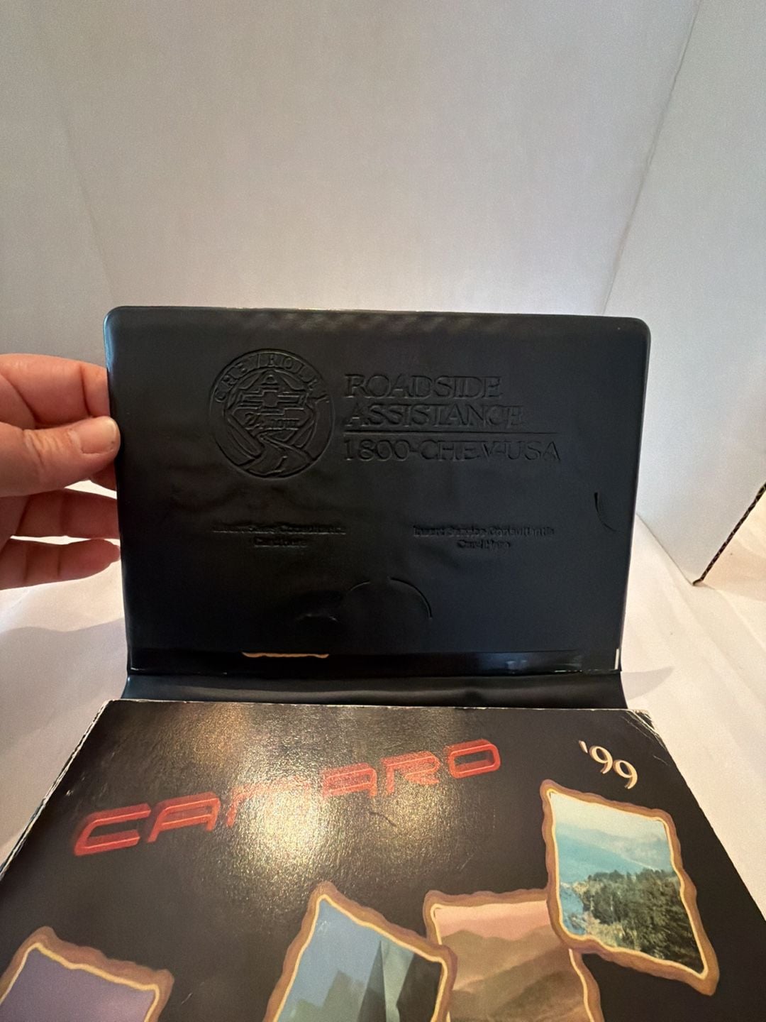Chevrolet 1999 Camaro Owner's Manual Portfolio 2