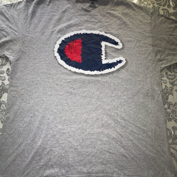 Champion T-Shirt Size 1XL Gray Big C Logo Graphic