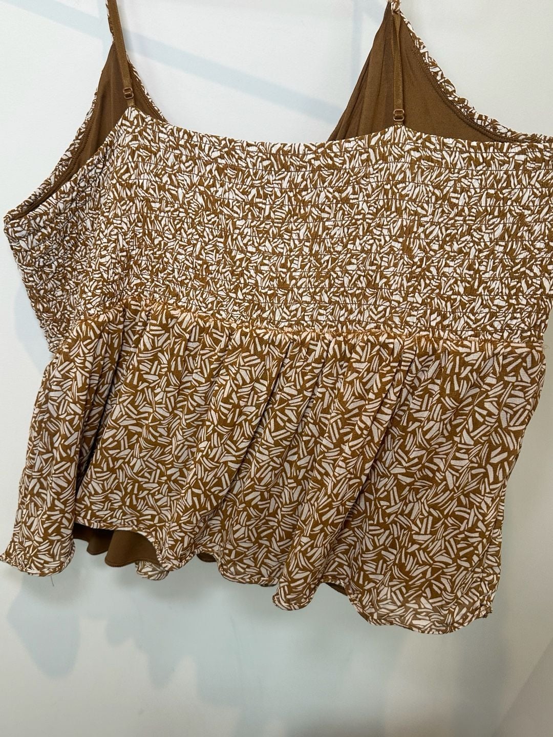 Old Navy V-Neck Mesh Babydoll Cami Size XXL Brown Print Swing Top 5