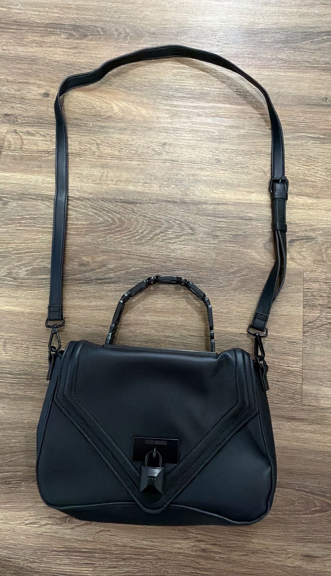 Steve Madden Black Crossbody Handbag With Chain Handle 2