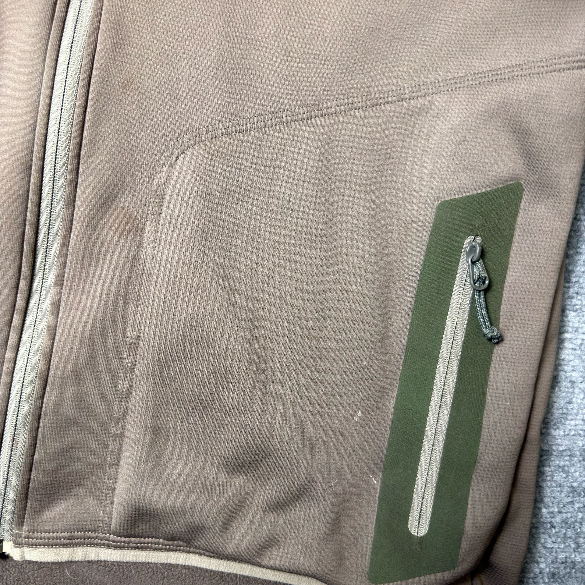 Product thumbnail 6