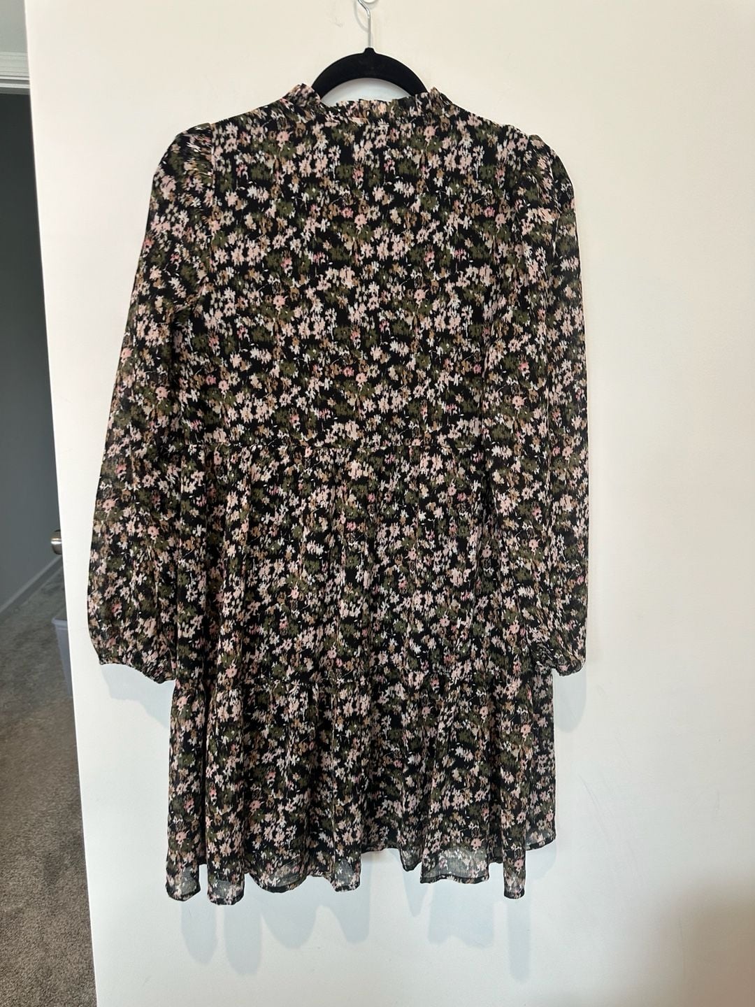 Time And Tru Dress Size S (4-6) Black Floral Long Sleeve Ruffle Neck 4