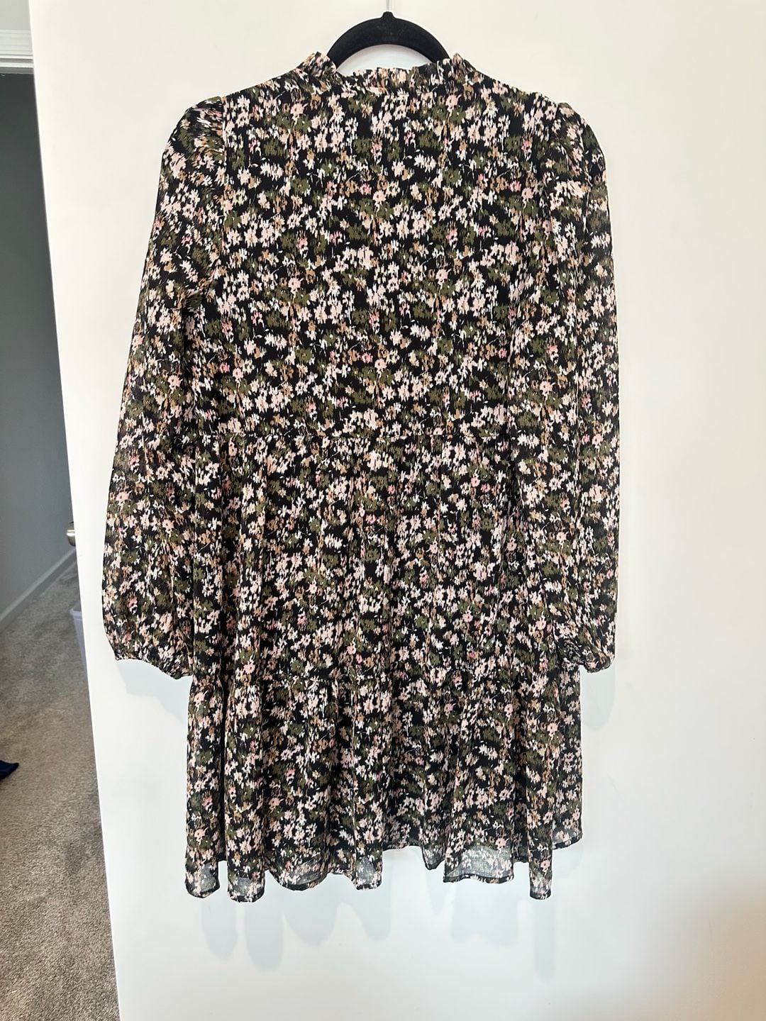 Time And Tru Dress Size S (4-6) Black Floral Long Sleeve Ruffle Neck 5