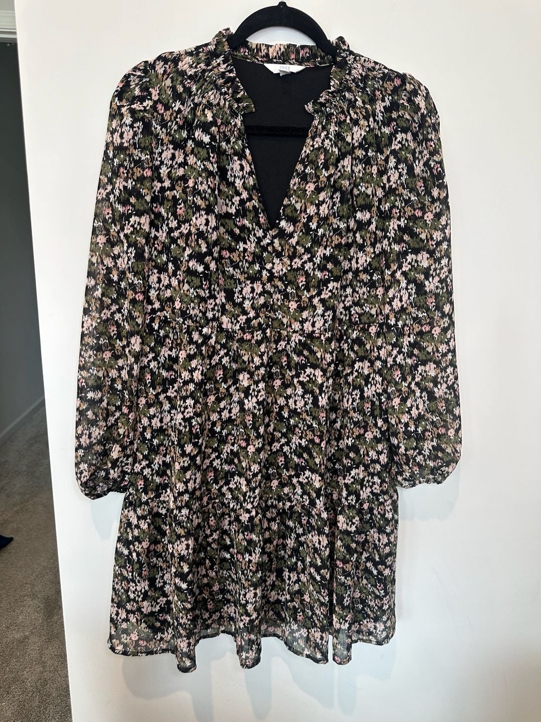 Time And Tru Dress Size S (4-6) Black Floral Long Sleeve Ruffle Neck 7