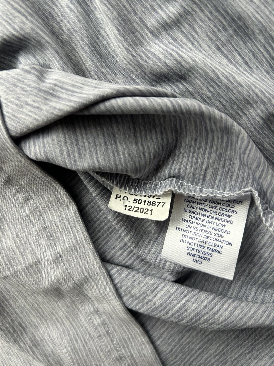 Vineyard Vines Performance Polo Size S Gray Striped 10