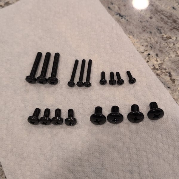 Black Steel Pan Head Phillips Machine Screws Assortment